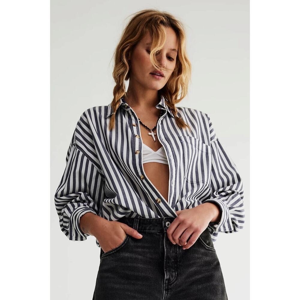 Free People Menswear Oversized Freddie Striped Shirt Nautical Navy Size Medium - Picture 3 of 15